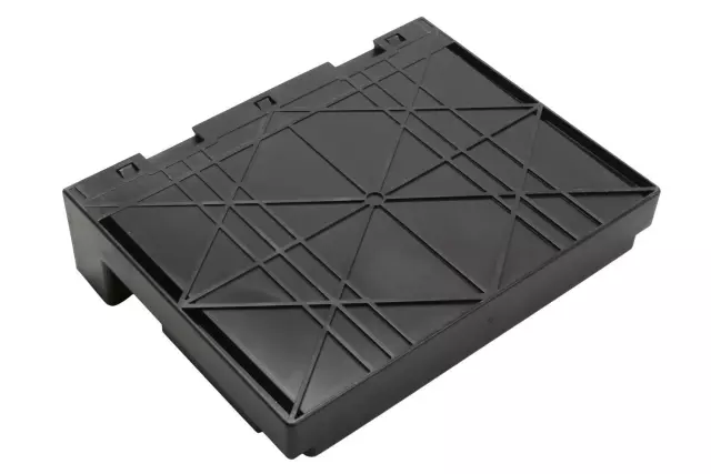 13528945 - : Body Control Module for Cadillac: ATS, CTS, Escalade, Escalade ESV, XTS | Chevrolet: Silverado 1500, Silverado 2500 HD, Silverado 3500 HD, Suburban, Suburban 3500 HD, Tahoe | GMC: Sierra 1500, Sierra 2500 HD, Sierra 3500 HD, Yukon, Yukon XL Image