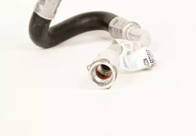 Part# 15870518 Engine Oil Cooler Inlet Hose Kit with Retainer - GM (15870518)