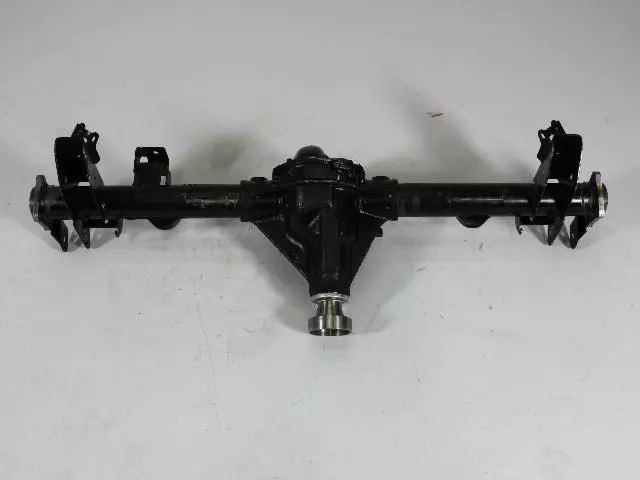 Service Rear Axle - Mopar (68038768AC)