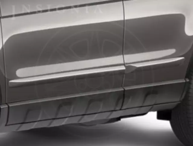 8P05SWA1Q2 - Body: Body Side Moldings - Urban Titanium Metallic for Honda: CR-V Image