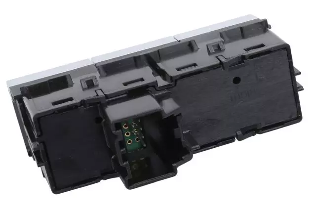 Black Passenger Side Instrument Panel Center Accessory Switch - GM (84482915)