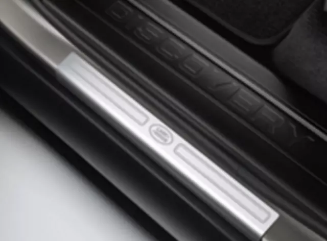 VPLRS0368 - Interior: Outer Door Sill Treadplates for Land Rover: Discovery Image