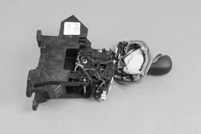 Shifter - Mopar (6md121u5ad)