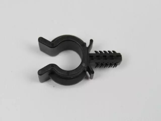 52080133AB - Rear Suspension: Hose Clip for Jeep: Grand Cherokee, Liberty | Ram: 2500, 3500 Image