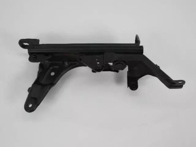 Manual Seat Adjuster, Passenger, Inboard - Mopar (4741166)