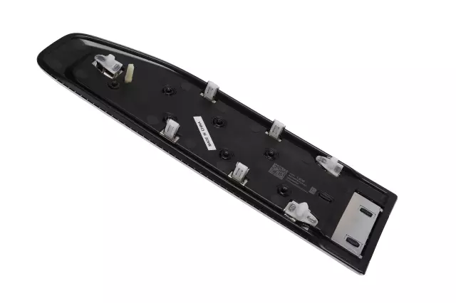 84431308 - : Vent for GMC: Sierra 1500 Image