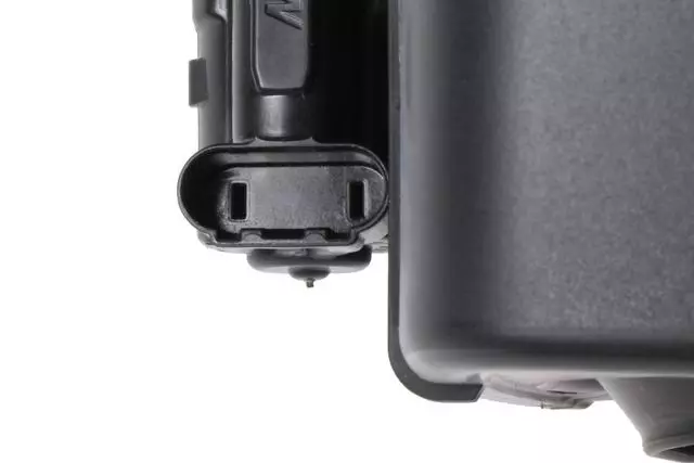 Fuel Tank Filler Pipe Housing - GM (84247230)