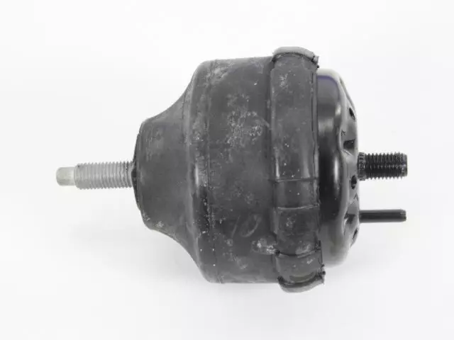 52129011AD - : Jeep Liberty Front Mount for Jeep: Liberty Image