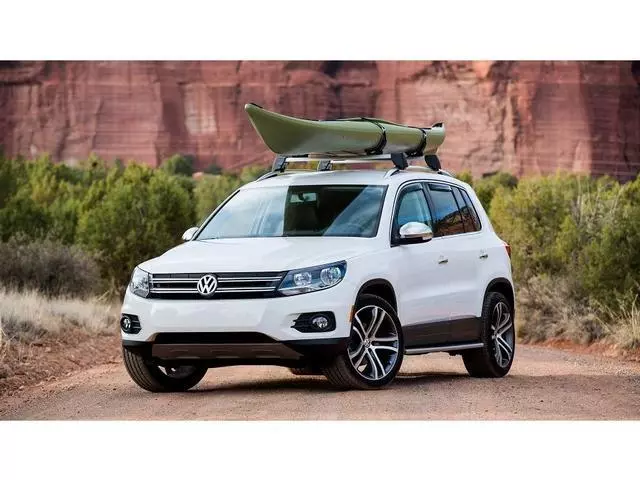 NPN071027 - Hauling: Base Carrier Bars And Kayak Holder Attachment for Volkswagen: Tiguan Image