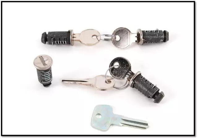 3B0071734 - Hauling: Locking Kit Replacement - Silver for Volkswagen: Arteon, Atlas, Beetle, CC, Eos, ID.4 Image