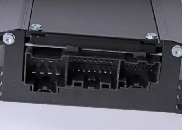 Radio Amplifier - GM (15851584)