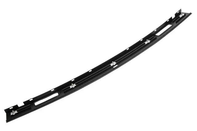 13370574 - Body: Striker Cover for Buick: Cascada Image