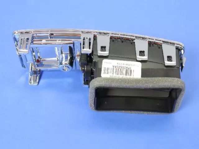 Center Outlet, Right - Mopar (1PA28SZOAA)