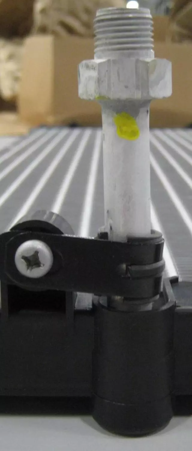 8846008010 - HVAC: Condenser for Toyota: Sienna Image