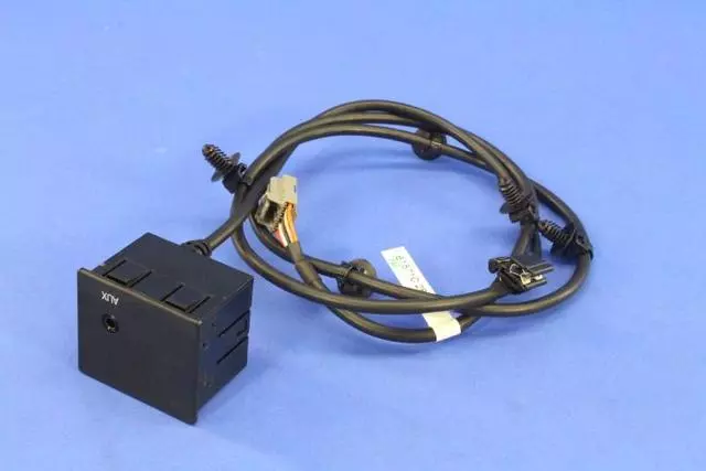 Usb Auxiliary Port Cable - Mopar (68086691AF)