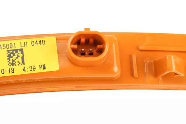 Amber Front Driver Side Marker Lamp - GM (23345091)