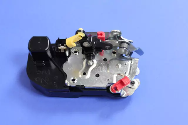 Front Door Latch, Right - Mopar (55372846AB)