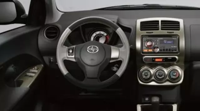 Steering Wheel - Toyota (08460-12820)