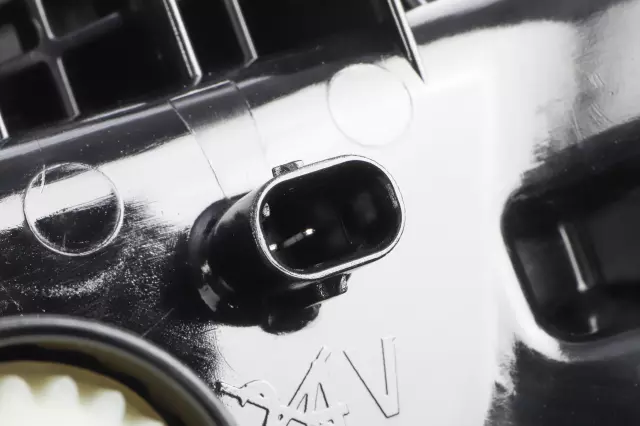 84550846 - : Fog Lamp for GMC: Sierra 1500, Sierra 1500 Limited Image