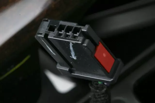 23498093 - Body: Center Console for Cadillac: XTS Image