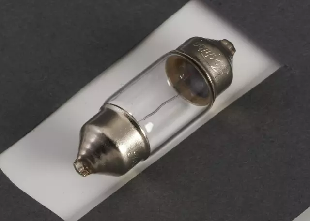 Bulb - Subaru (84662AG04A)