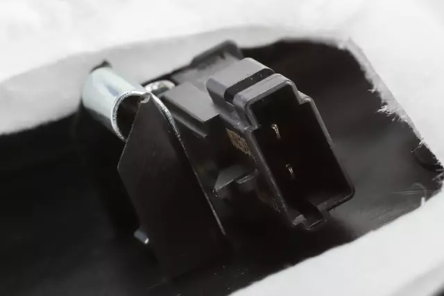 84365614 - Body: Door Trim Panel for Chevrolet: Tahoe Image