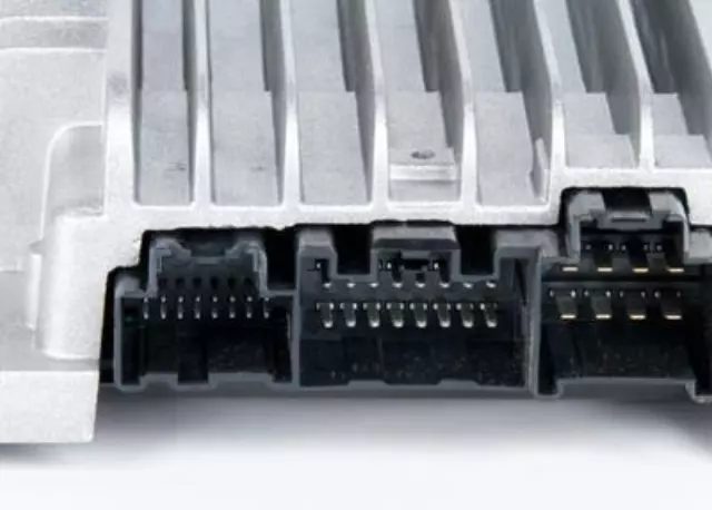 Radio Speaker Amplifier - GM (25790123)