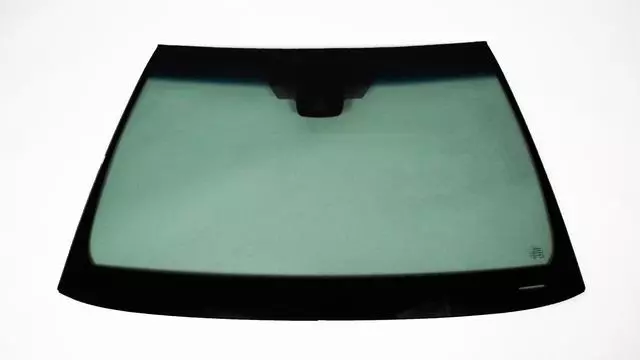 5610106B10 - : Windshield for Toyota Image