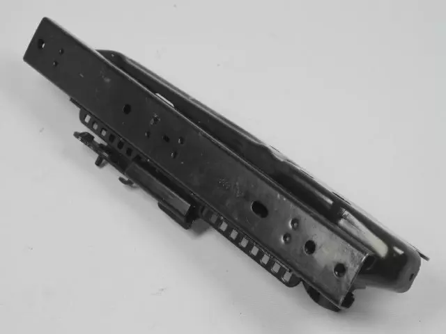 Seat Track - Mopar (05016689AA)
