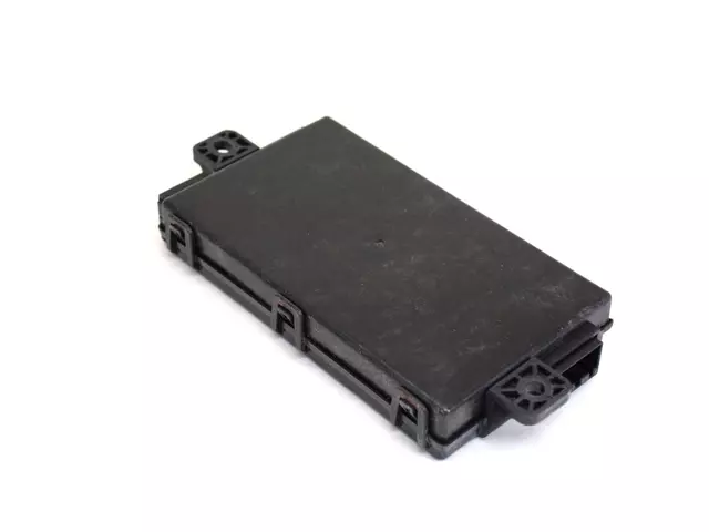 68214570AD - : Hub Receiver for Chrysler: 300 | Dodge: Charger, Journey Image