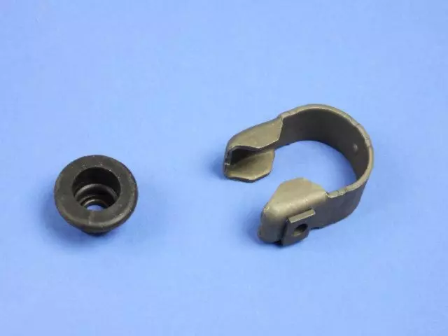 Clamp - Mopar (5097846AA)
