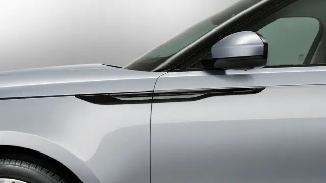 LR153971 - Body: Side Vents - Gloss Black for Land-Rover Image