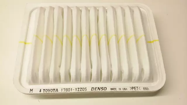 178010C040 - Air &amp; Fuel Delivery: Air Filter for Toyota: Tacoma Image