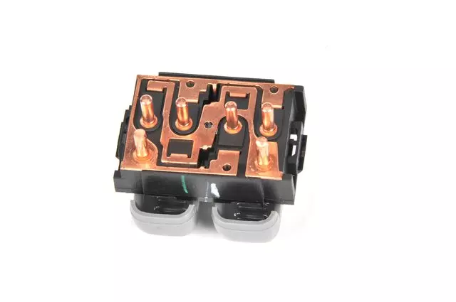 10402845 - Body: Accessory Panel Clip for GM Image