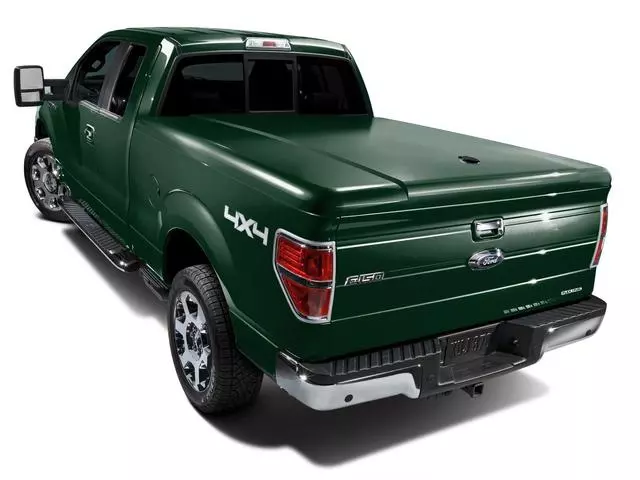 VDL3Z99501A42AH - : Tonneau Covers, Hard Painted By Undercover for Ford: F-150 Image