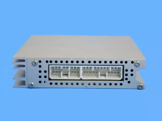 Amplifier - Mopar (05064353AR)