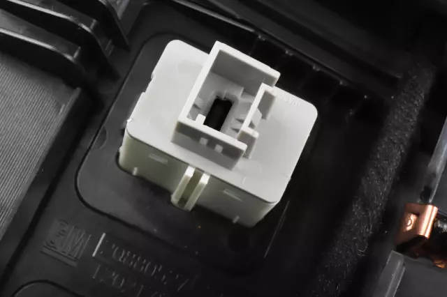 Console Assembly - GM (22958343)