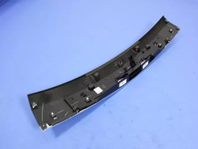 Lift-Gate Handle - Mopar (1UT62HAVAA)