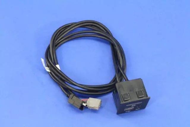 Std USB Hub Cable - Mopar (5091076AE)