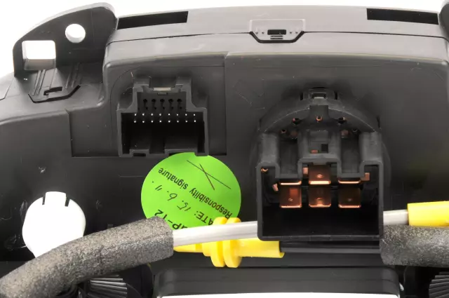 Dash Control Unit - GM (42614205)