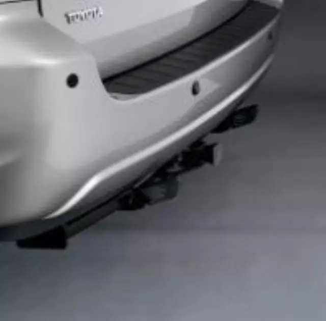 PT79108041 - : Tow Hitch Sienna for Toyota Image