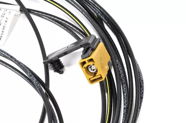 Digital Radio and Navigation Antenna Coaxial Cable - GM (84221624)