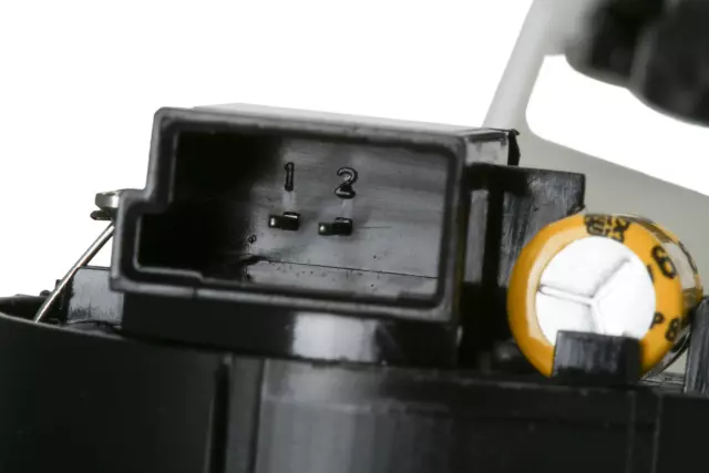 Jet Black Passenger Side Windshield Garnish Molding - GM (22848319)