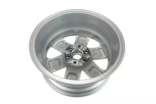 94775677 - : 2015-2016 GM - 17x8-Inch Aluminum Wheel for GM Image
