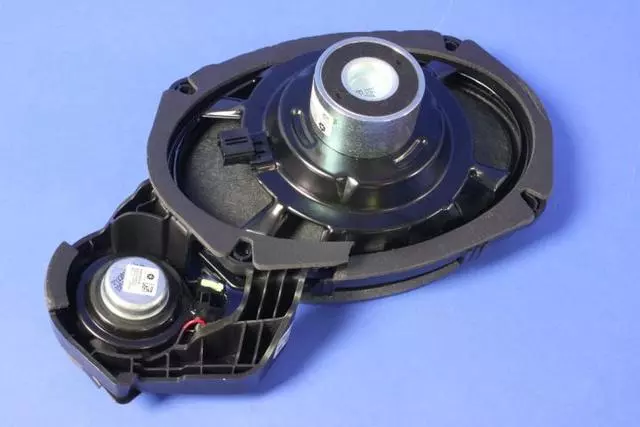 Speaker, Right, Rear - Mopar (5035126AI)