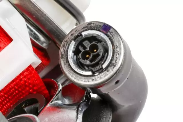 Torch Red Passenger Seat Belt with Retractor and Pre-Tensioner - GM (19352954)