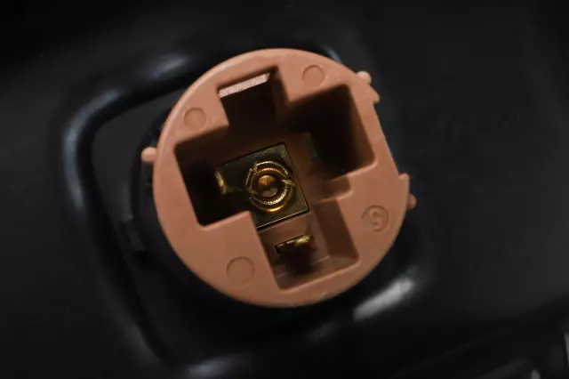 84092097 - Body: Upper Trim Panel for GM Image