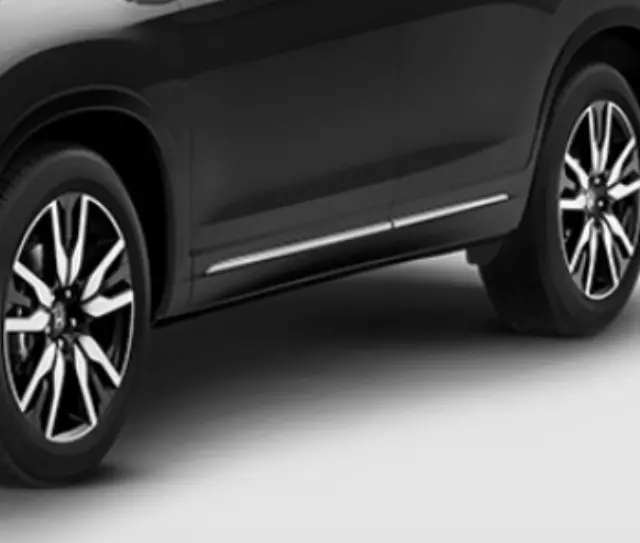 8F57TG7100A - Exterior: Lower Door Trim - Chrome for Honda: Passport, Pilot Image