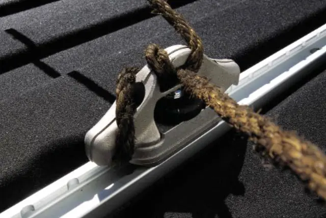 999T7ZV00A - Exterior: Bed Tie-Down Cleat (C-Channel) for Nissan Image