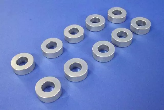 Spacer - Alfa Romeo (68250442AA)